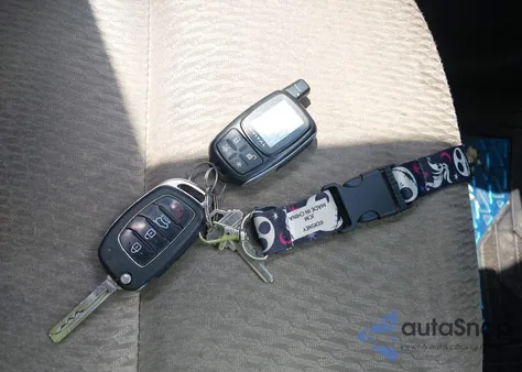 2017 Hyundai Santa Fe Se из США, поврежденный, VIN KM8SM4HF6HU169615